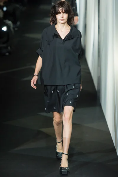 Look 34